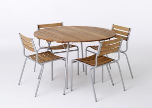 家居實木家具保養指南 讓經典永駐，守護自然之美